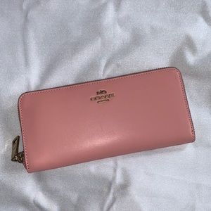 Coach accordion zip wallet